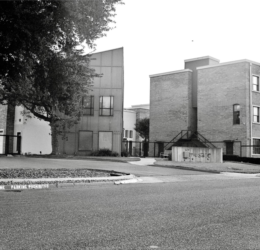 Ilford XP2 Super 400 BW Film Sample Photos (120 B&W)